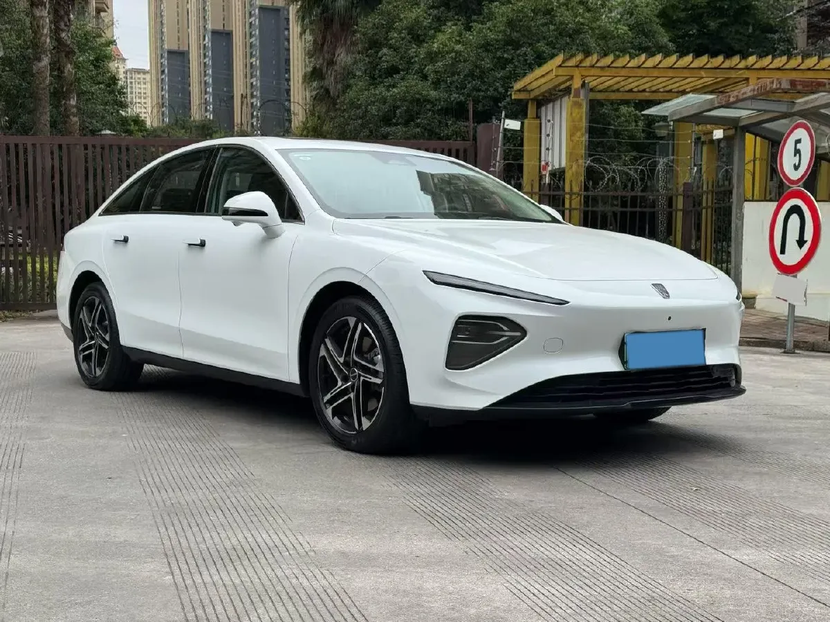 2023 Roewe D7 BEV 59.2KWH,autocango,china used car exporter,china ev exporter,chinese used car exporter,chinese used ev exporter