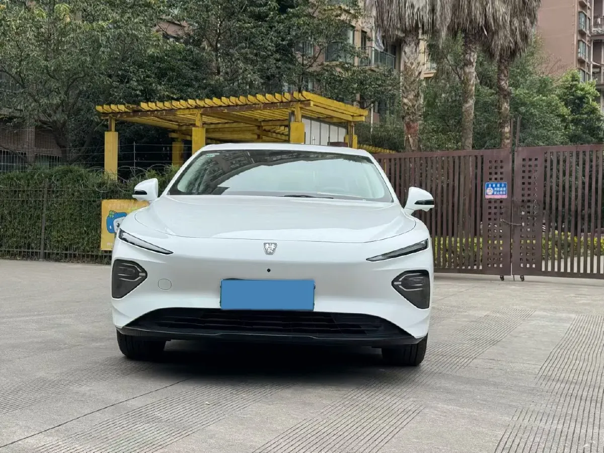 2023 Roewe D7 BEV 59.2KWH,autocango,china used car exporter,china ev exporter,chinese used car exporter,chinese used ev exporter