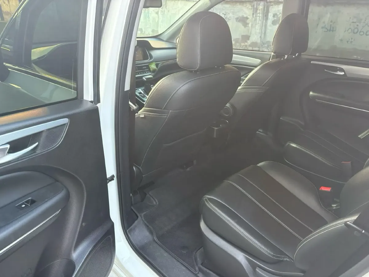 2021 GAC Trumpchi M6 1.5T 169HP L4 7DCT,autocango,china used car exporter,china ev exporter,chinese used car exporter,chinese used ev exporter