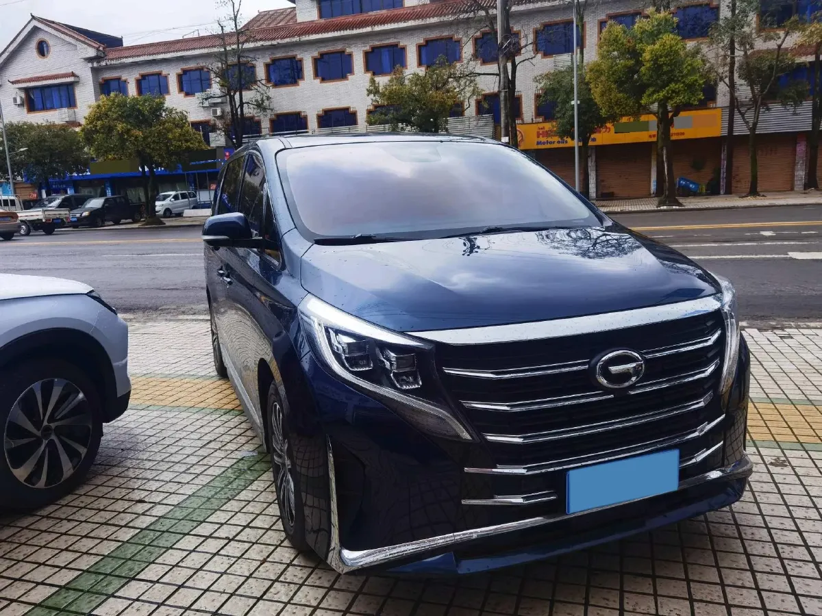2021 GAC Trumpchi M8 2.0T 252HP L4 8AT,autocango,china used car exporter,china ev exporter,chinese used car exporter,chinese used ev exporter