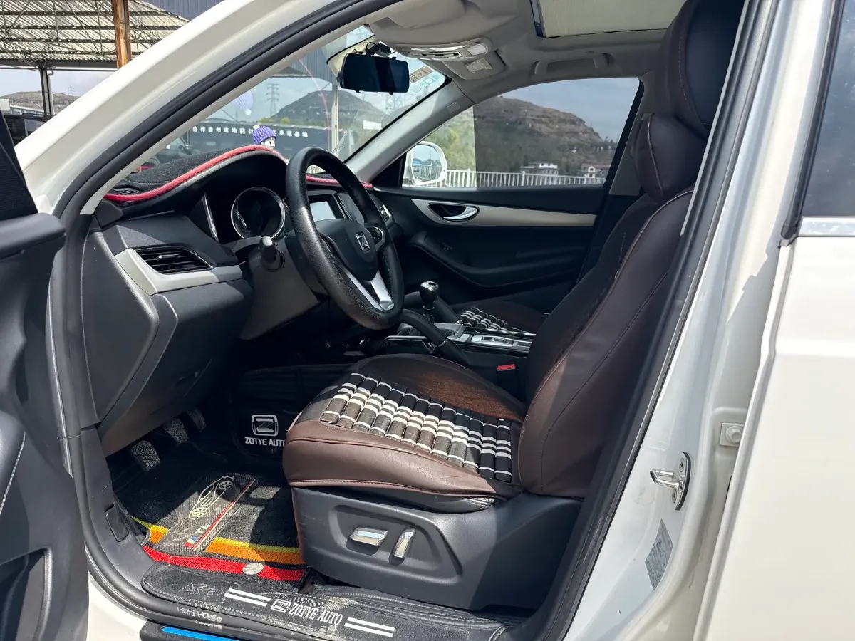 2016 Zotye SR7 1.5T 150HP L4 5MT,autocango,china used car exporter,china ev exporter,chinese used car exporter,chinese used ev exporter