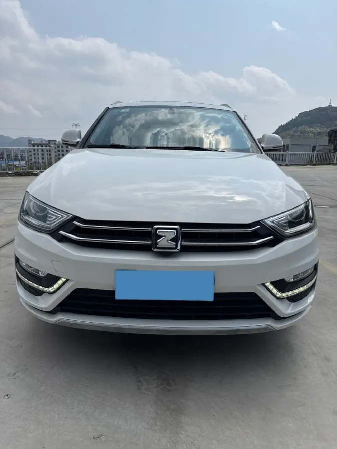 2016 Zotye SR7 1.5T 150HP L4 5MT,autocango,china used car exporter,china ev exporter,chinese used car exporter,chinese used ev exporter