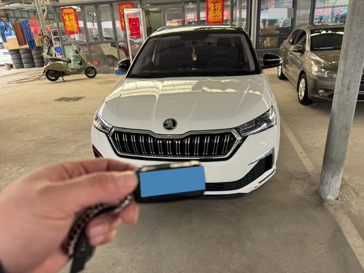 2022 Skoda Kamiq 1.5L 112HP L4 6AT,autocango,china used car exporter,china ev exporter,chinese used car exporter,chinese used ev exporter