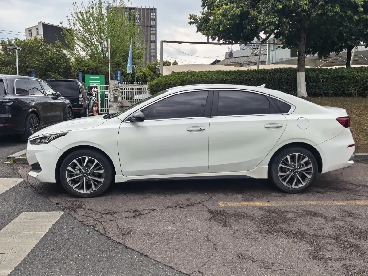 2021 Kia K3 1.4T 130HP L4 7DCT,autocango,china used car exporter,china ev exporter,chinese used car exporter,chinese used ev exporter