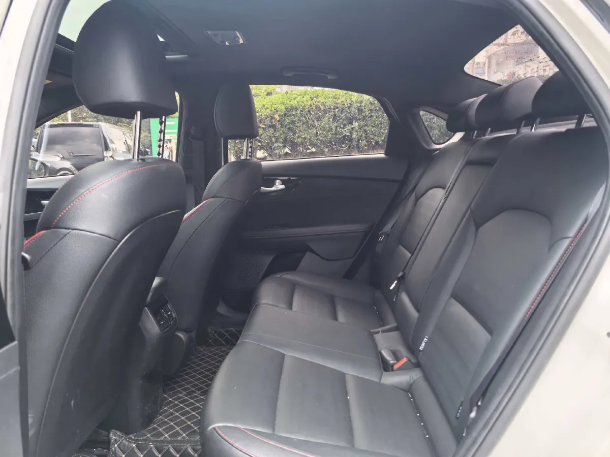 2021 Kia K3 1.4T 130HP L4 7DCT,autocango,china used car exporter,china ev exporter,chinese used car exporter,chinese used ev exporter