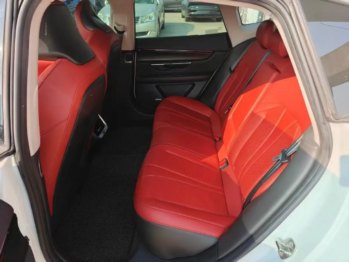 2020 Xpeng P7 BEV 70.8KWH,autocango,china used car exporter,china ev exporter,chinese used car exporter,chinese used ev exporter