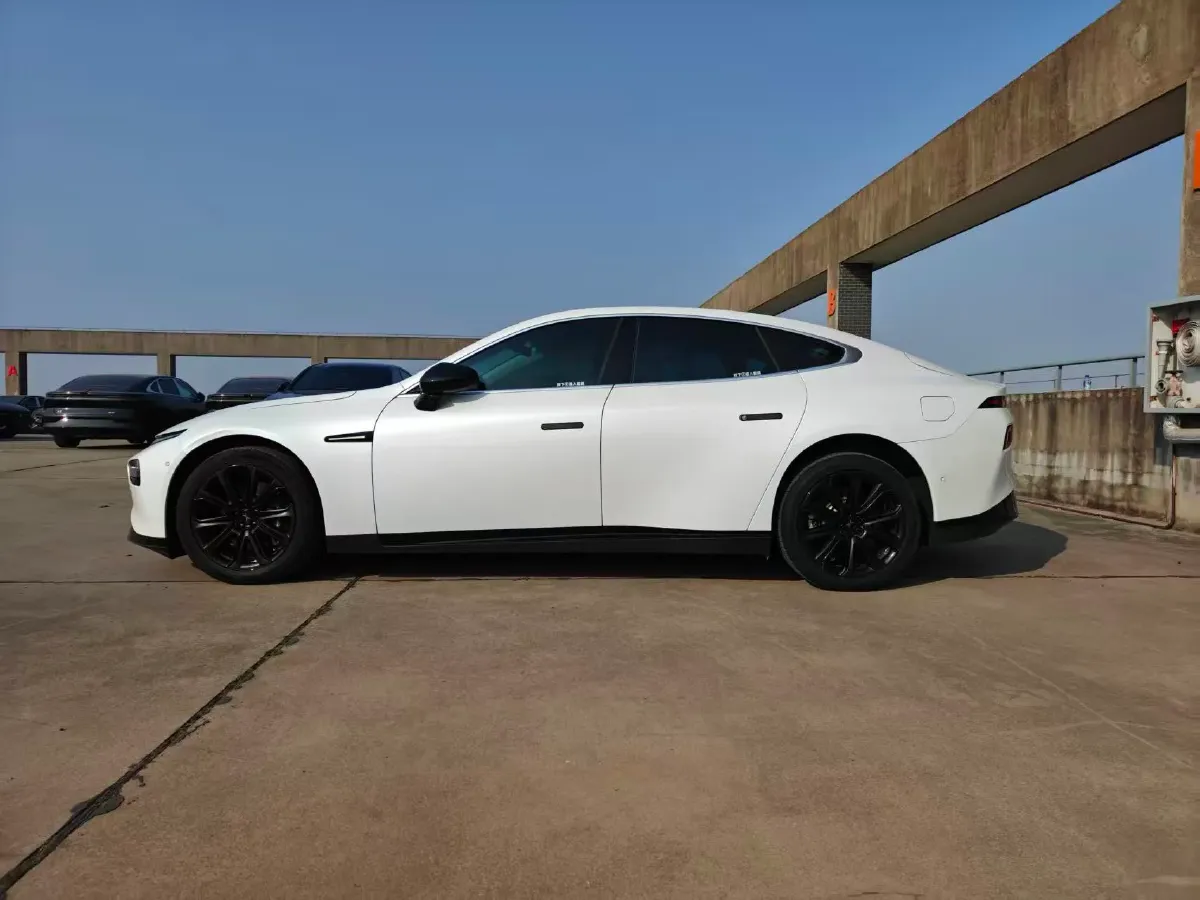 2020 Xpeng P7 BEV 70.8KWH,autocango,china used car exporter,china ev exporter,chinese used car exporter,chinese used ev exporter