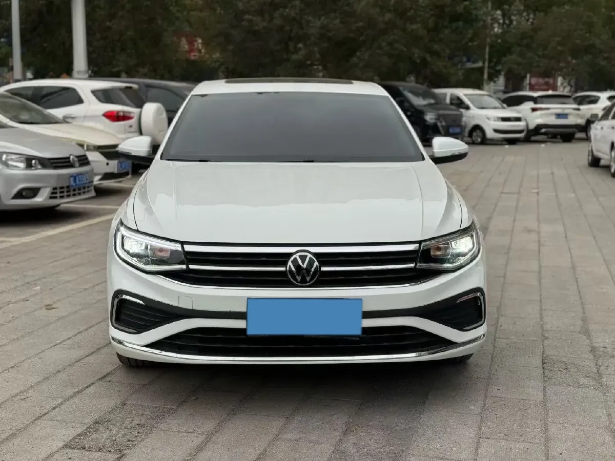 2025 Volkswagen Bora 1.2T 116HP L4 7DCT,autocango,china used car exporter,china ev exporter,chinese used car exporter,chinese used ev exporter