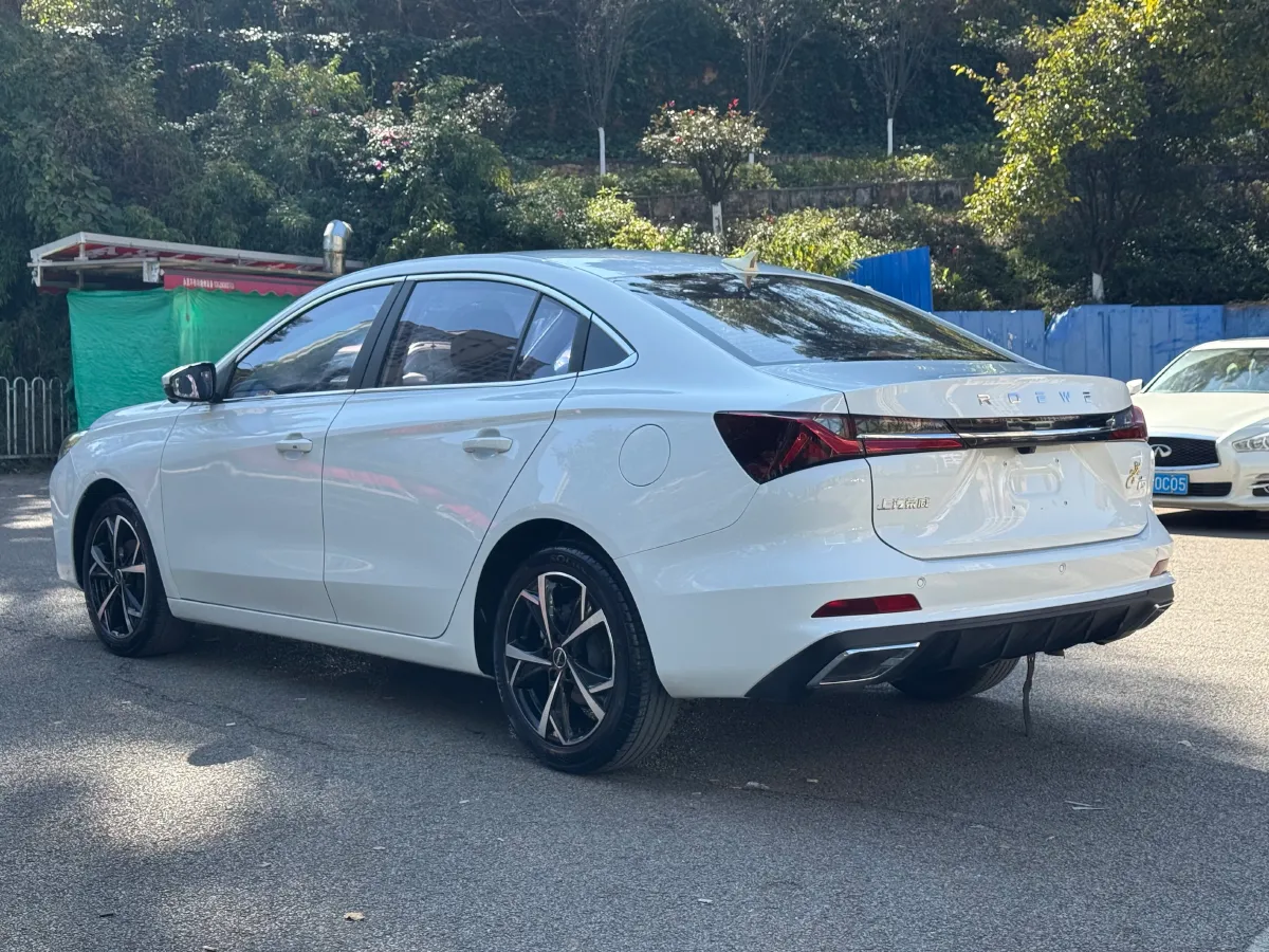 2023 Roewe i5 1.5L 129HP L4 CVT,autocango,china used car exporter,china ev exporter,chinese used car exporter,chinese used ev exporter