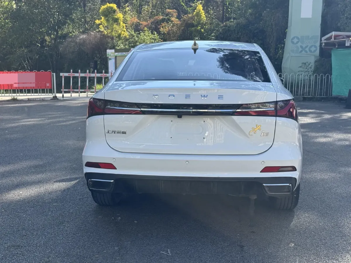 2023 Roewe i5 1.5L 129HP L4 CVT,autocango,china used car exporter,china ev exporter,chinese used car exporter,chinese used ev exporter
