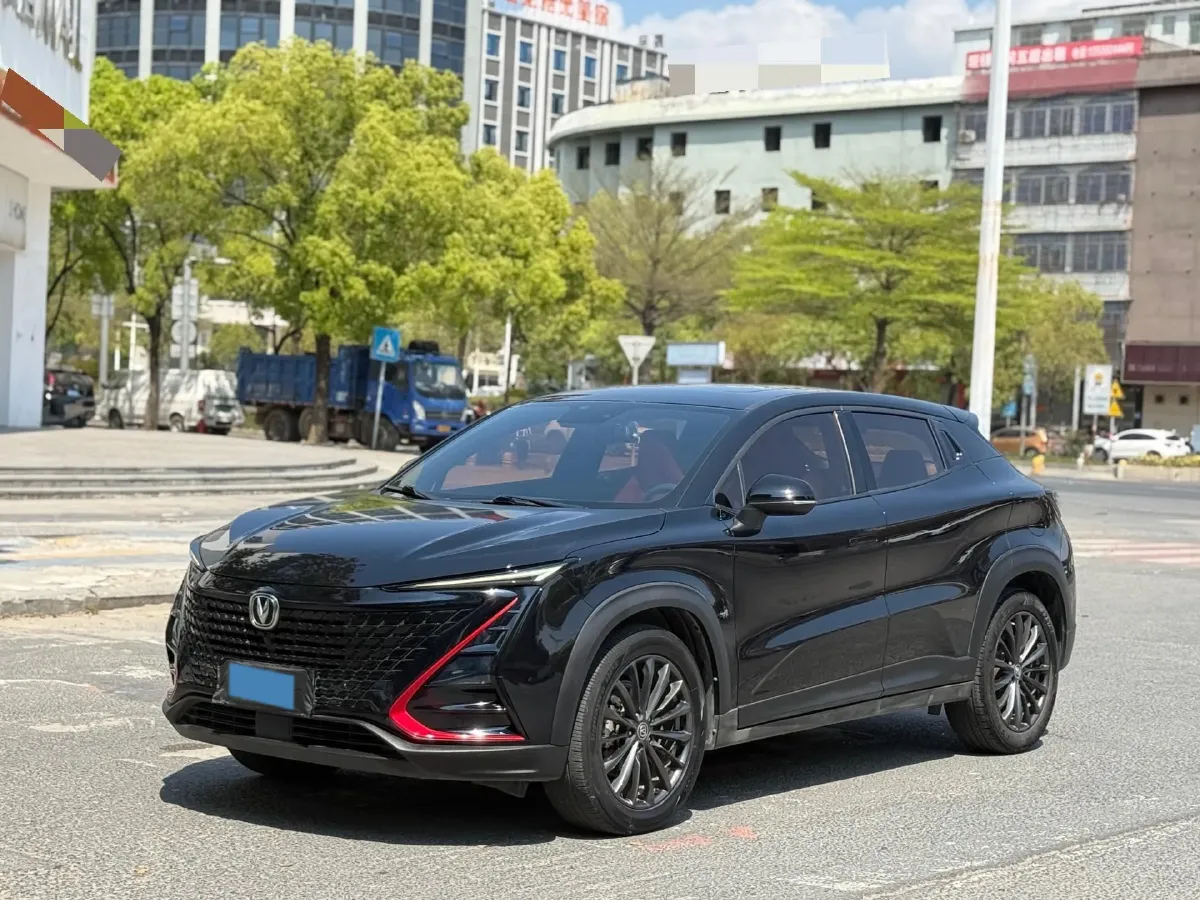 2020 ChangAn UNI-T 1.5T 180HP L4 7DCT,autocango,china used car exporter,china ev exporter,chinese used car exporter,chinese used ev exporter