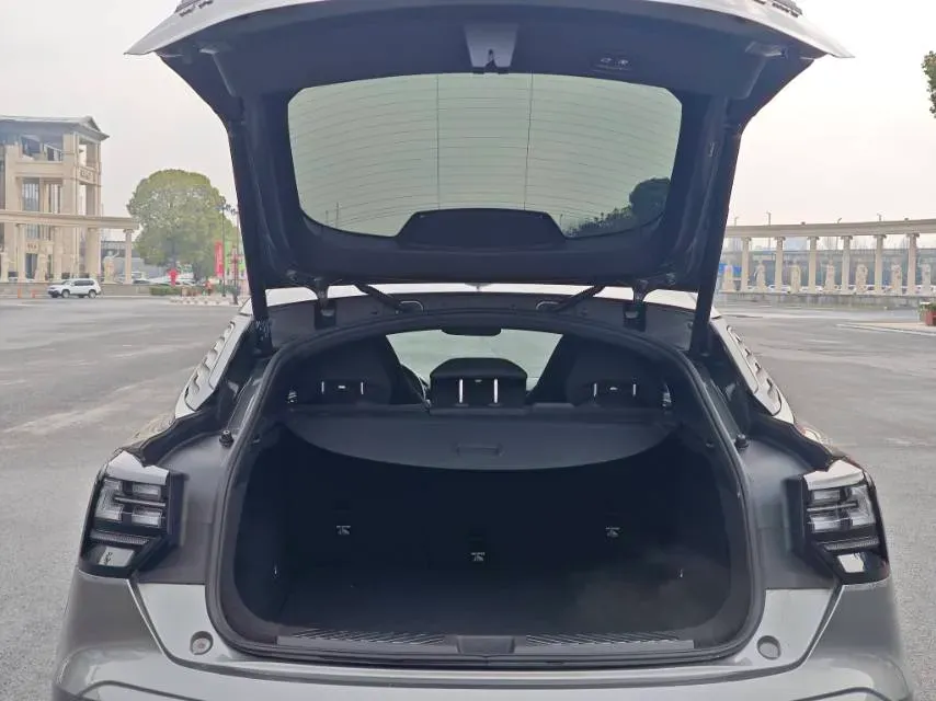 2020 LYNK&CO 05 2.0T 254HP L4 8AT,autocango,china used car exporter,china ev exporter,chinese used car exporter,chinese used ev exporter