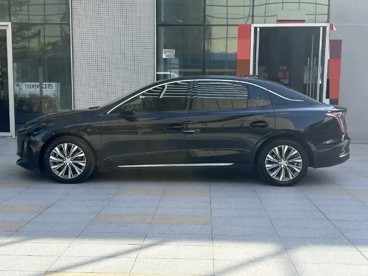 2022 HongQi E-QM5 BEV 54KWH,autocango,china used car exporter,china ev exporter,chinese used car exporter,chinese used ev exporter