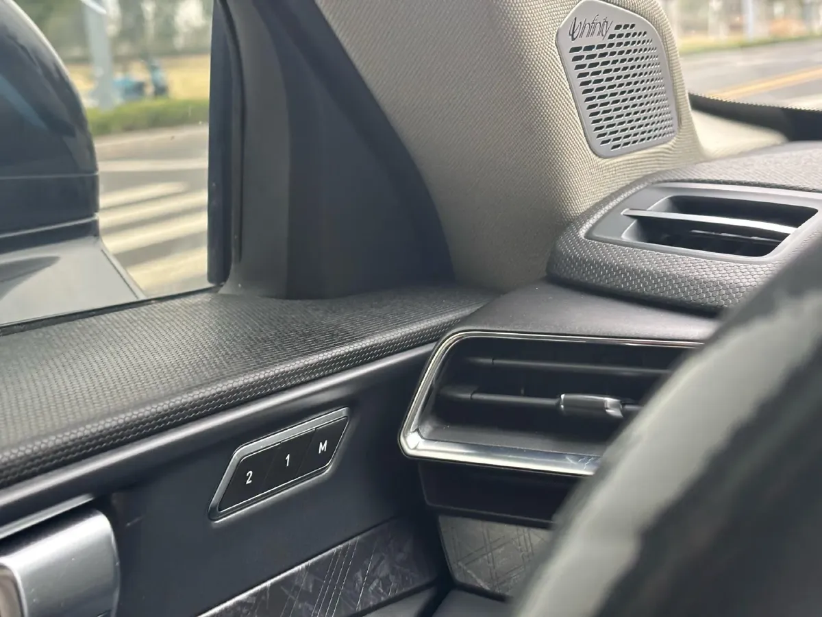 2020 LYNK&CO 05 2.0T 254HP L4 8AT,autocango,china used car exporter,china ev exporter,chinese used car exporter,chinese used ev exporter