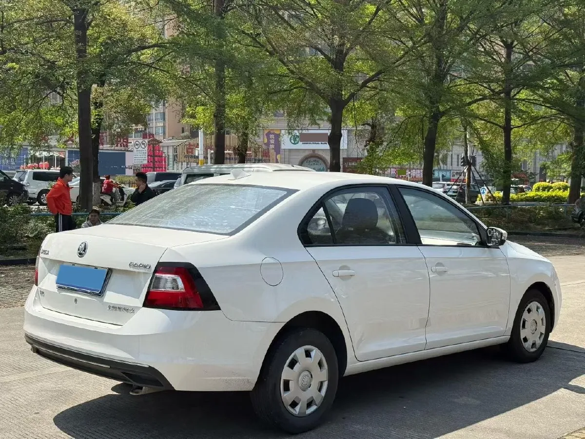 2018 Skoda Rapid 1.6L 110HP L4 5MT,autocango,china used car exporter,china ev exporter,chinese used car exporter,chinese used ev exporter