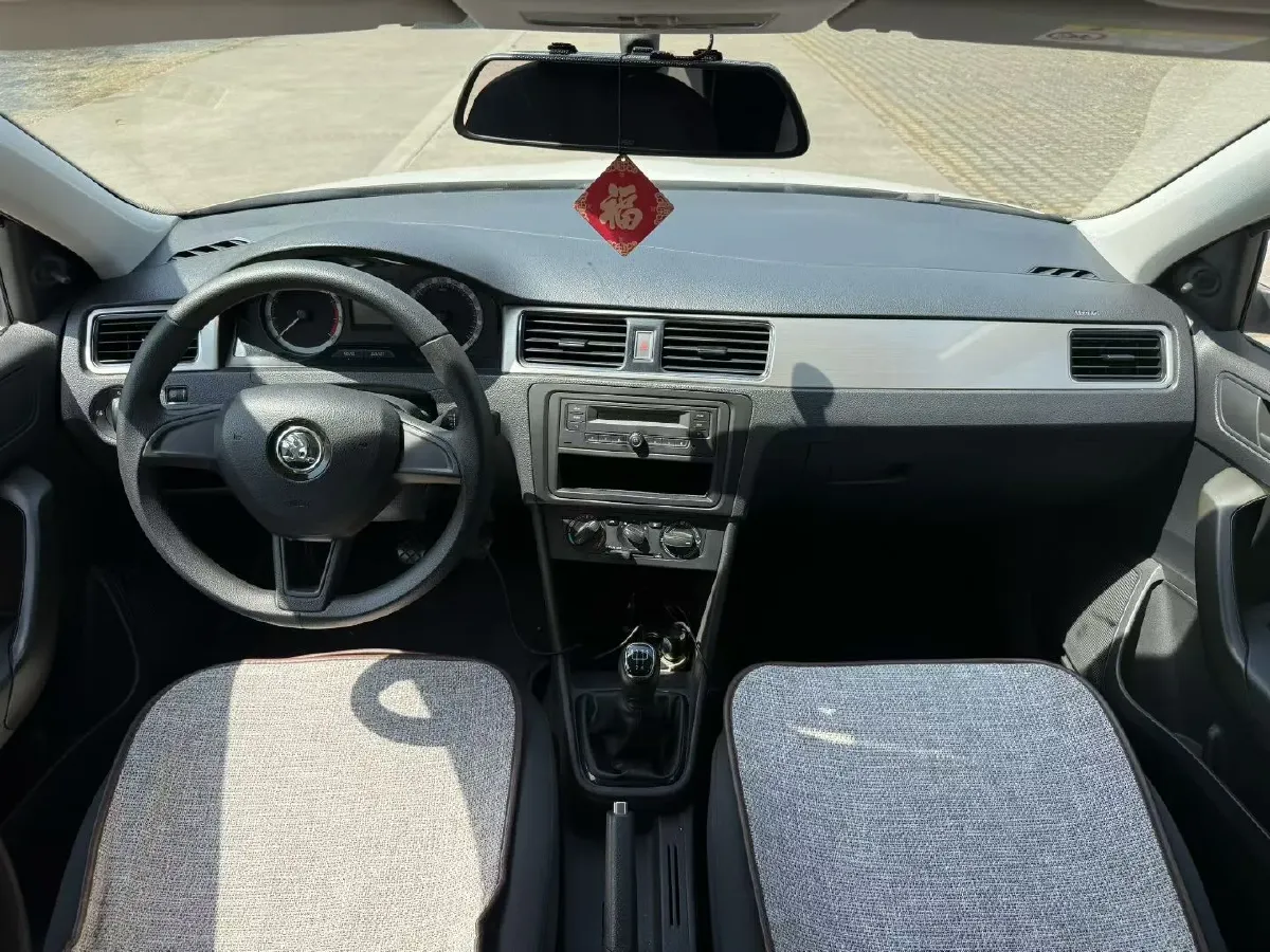 2018 Skoda Rapid 1.6L 110HP L4 5MT,autocango,china used car exporter,china ev exporter,chinese used car exporter,chinese used ev exporter