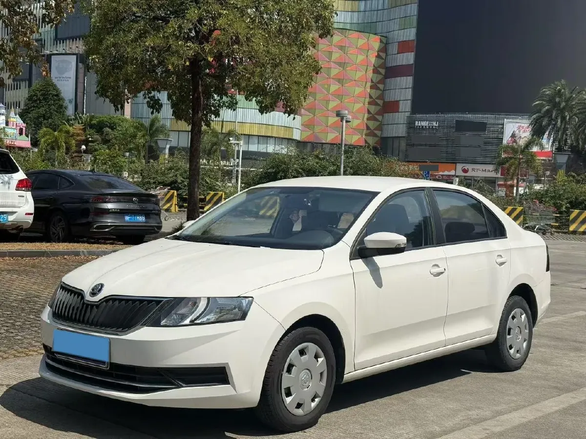 2018 Skoda Rapid 1.6L 110HP L4 5MT,autocango,china used car exporter,china ev exporter,chinese used car exporter,chinese used ev exporter