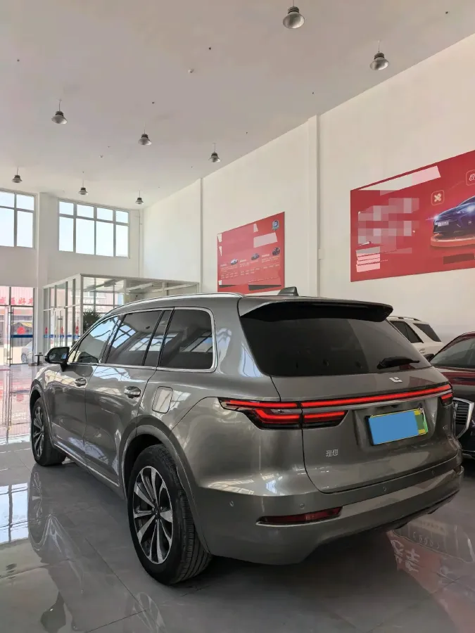 2021 Li ONE Range Extended 131HP REEV 40.5KWH,autocango,china used car exporter,china ev exporter,chinese used car exporter,chinese used ev exporter