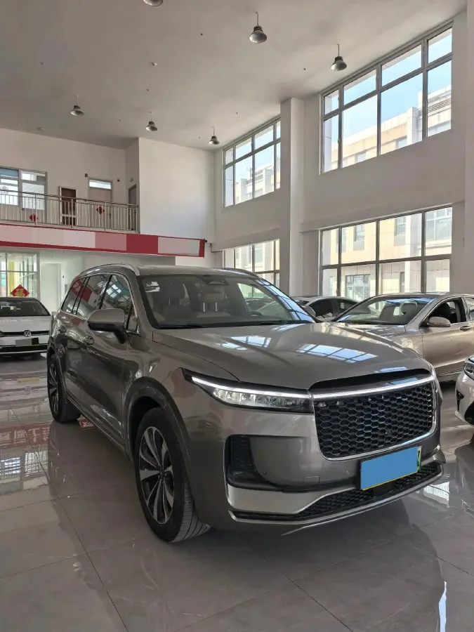 2021 Li ONE Range Extended 131HP REEV 40.5KWH,autocango,china used car exporter,china ev exporter,chinese used car exporter,chinese used ev exporter