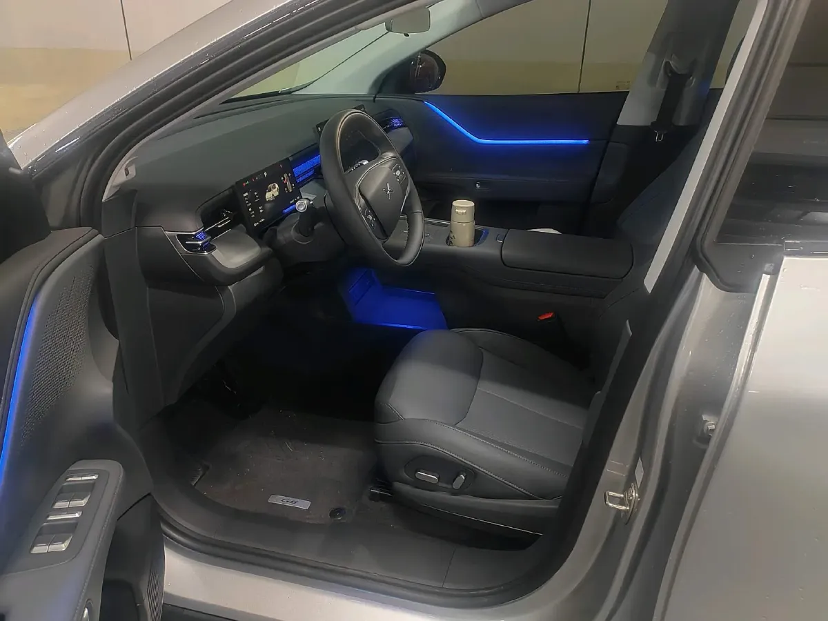 2025 Xpeng G6 BEV 68.5KWH,autocango,china used car exporter,china ev exporter,chinese used car exporter,chinese used ev exporter