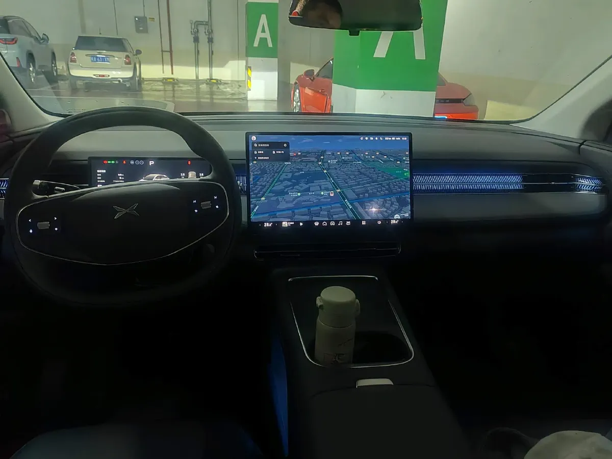 2025 Xpeng G6 BEV 68.5KWH,autocango,china used car exporter,china ev exporter,chinese used car exporter,chinese used ev exporter