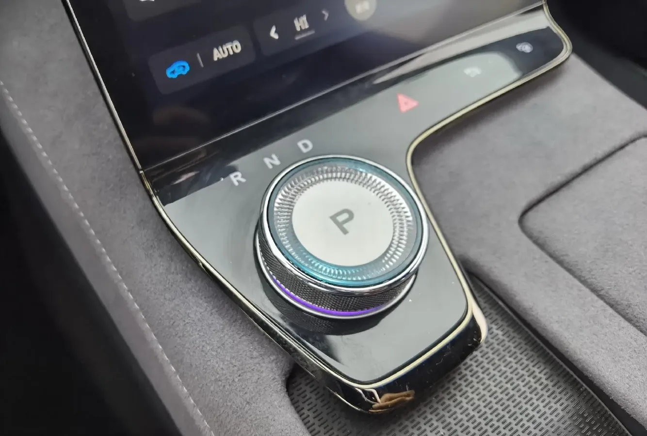 2023 Voyah ZhuiGuang BEV 82.11KWH,autocango,china used car exporter,china ev exporter,chinese used car exporter,chinese used ev exporter