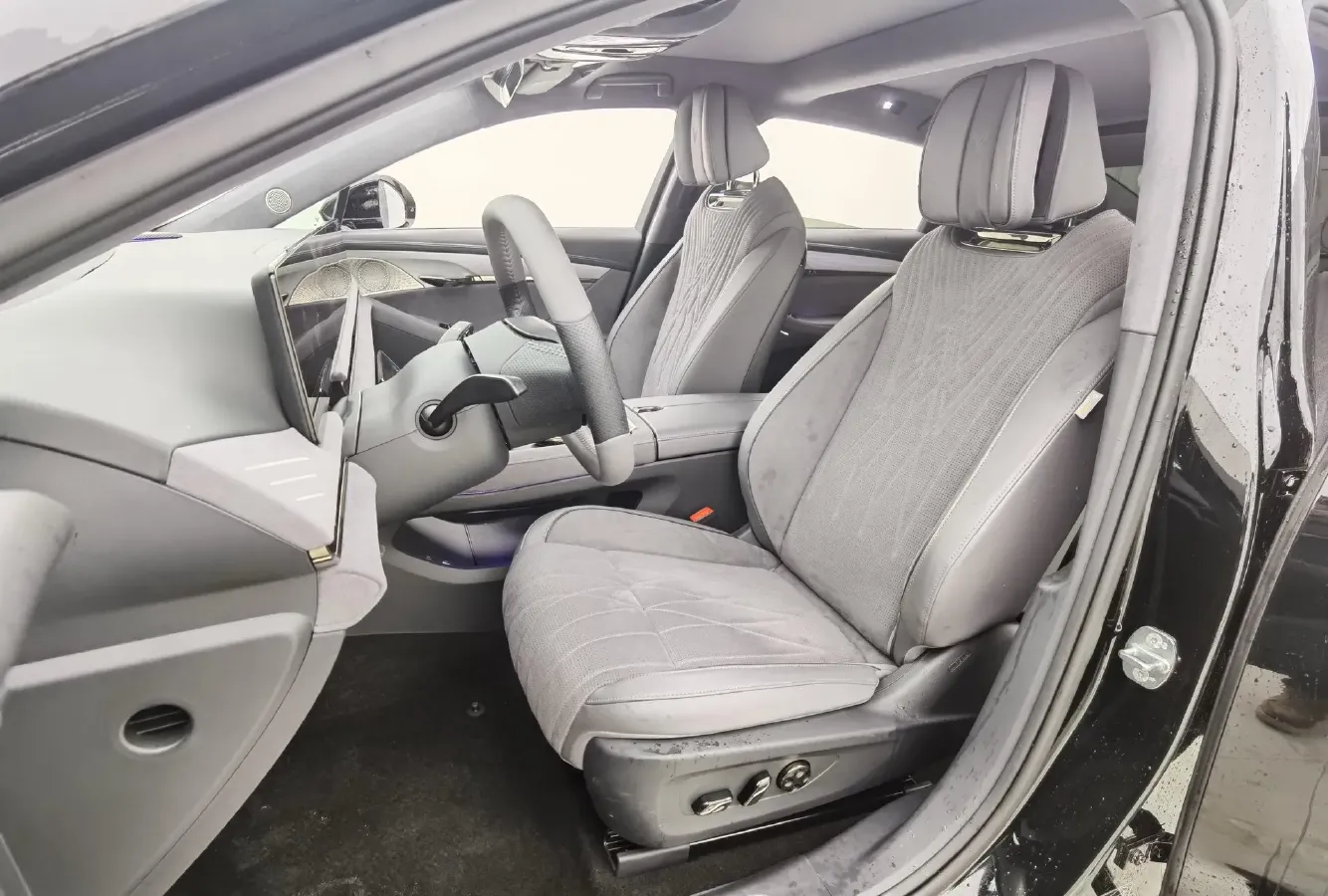 2023 Voyah ZhuiGuang BEV 82.11KWH,autocango,china used car exporter,china ev exporter,chinese used car exporter,chinese used ev exporter