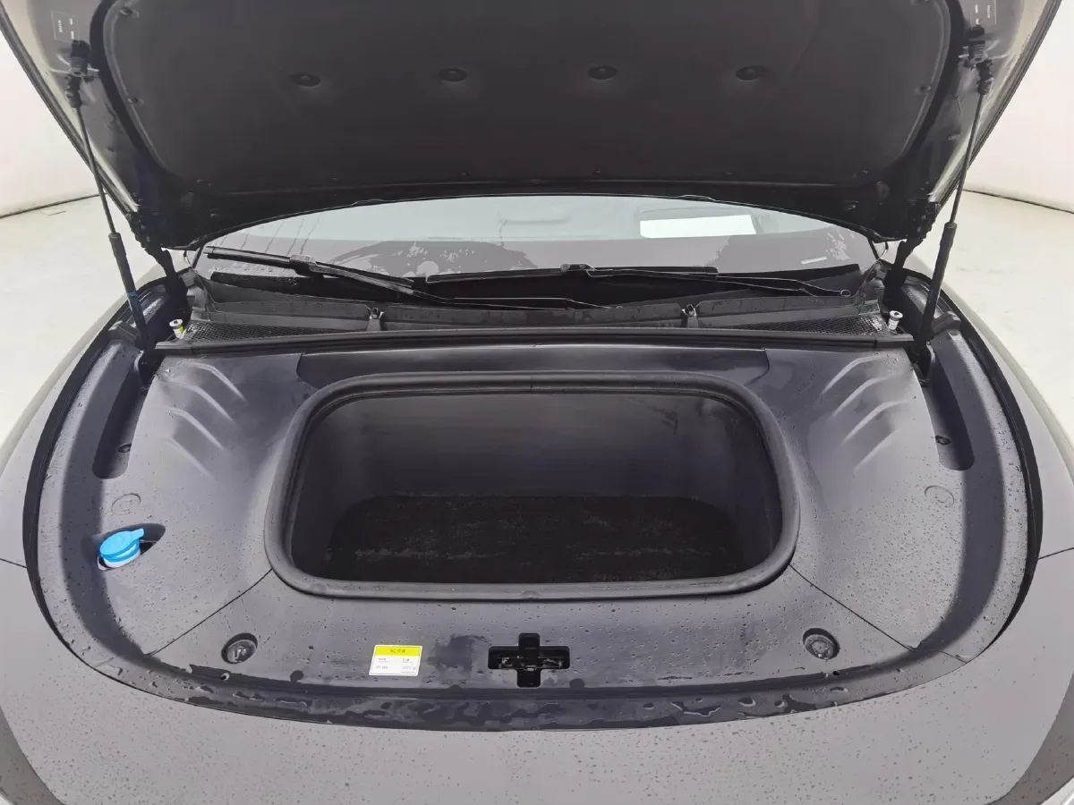 2023 Voyah ZhuiGuang BEV 82.11KWH,autocango,china used car exporter,china ev exporter,chinese used car exporter,chinese used ev exporter