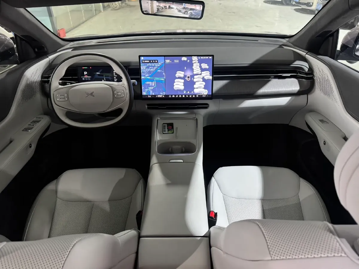 2025 Xpeng G6 BEV 68.5KWH,autocango,china used car exporter,china ev exporter,chinese used car exporter,chinese used ev exporter