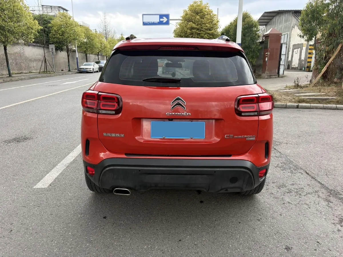 2017 Citroen C5 Aircross 1.6T 167HP L4 6AT,autocango,china used car exporter,china ev exporter,chinese used car exporter,chinese used ev exporter