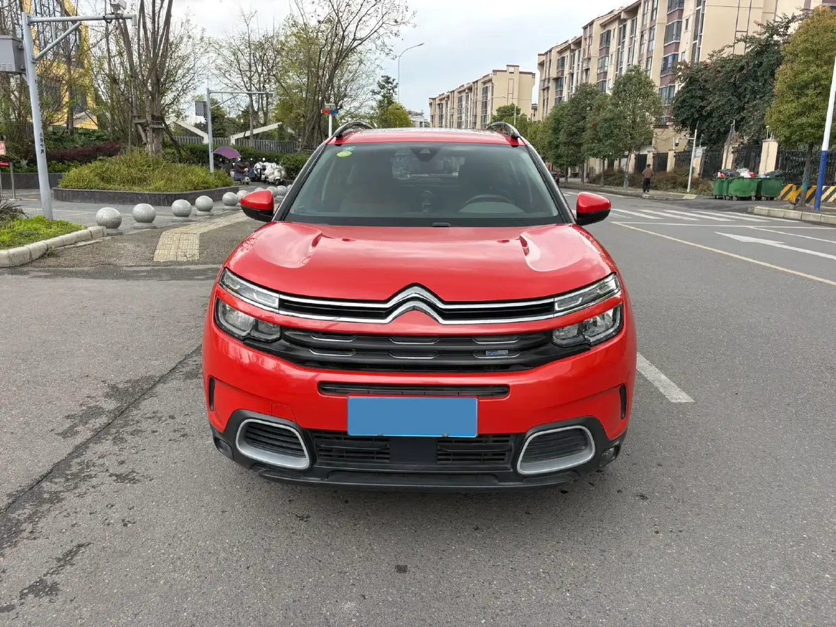 2017 Citroen C5 Aircross 1.6T 167HP L4 6AT,autocango,china used car exporter,china ev exporter,chinese used car exporter,chinese used ev exporter