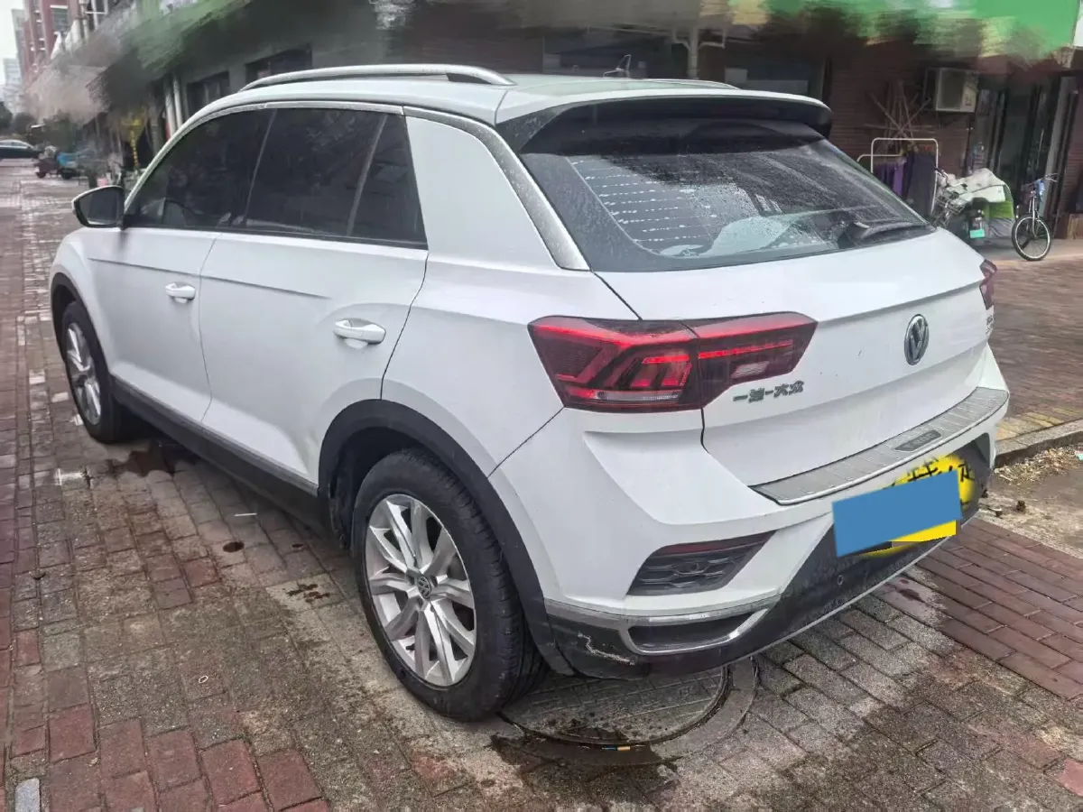 2019 Volkswagen T-Roc 1.4T 131HP L4 7DCT,autocango,china used car exporter,china ev exporter,chinese used car exporter,chinese used ev exporter