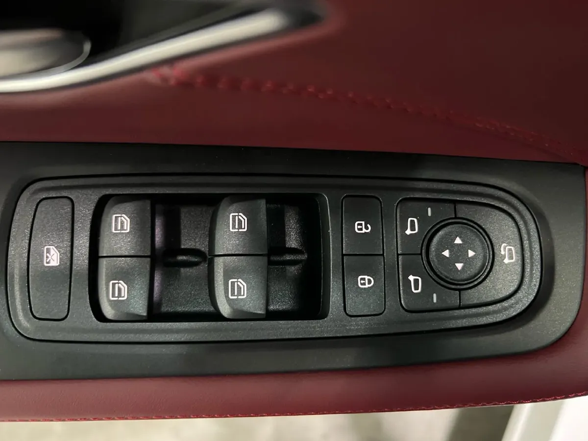 2024 Jetour X70 Plus 1.5T 156HP L4 6DCT,autocango,china used car exporter,china ev exporter,chinese used car exporter,chinese used ev exporter