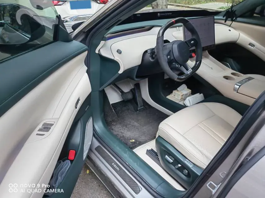 2025 MI YU7 BEV 101.7KWH,autocango,china used car exporter,china ev exporter,chinese used car exporter,chinese used ev exporter