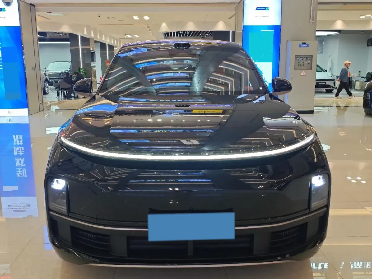 2025 Li L9 Range Extended 154HP REEV,autocango,china used car exporter,china ev exporter,chinese used car exporter,chinese used ev exporter