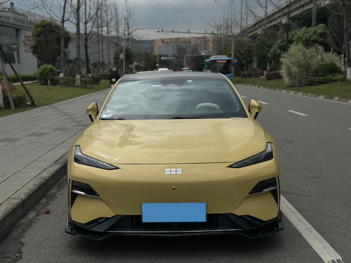 2024 Geely Galaxy E8 BEV 76KWH,autocango,china used car exporter,china ev exporter,chinese used car exporter,chinese used ev exporter