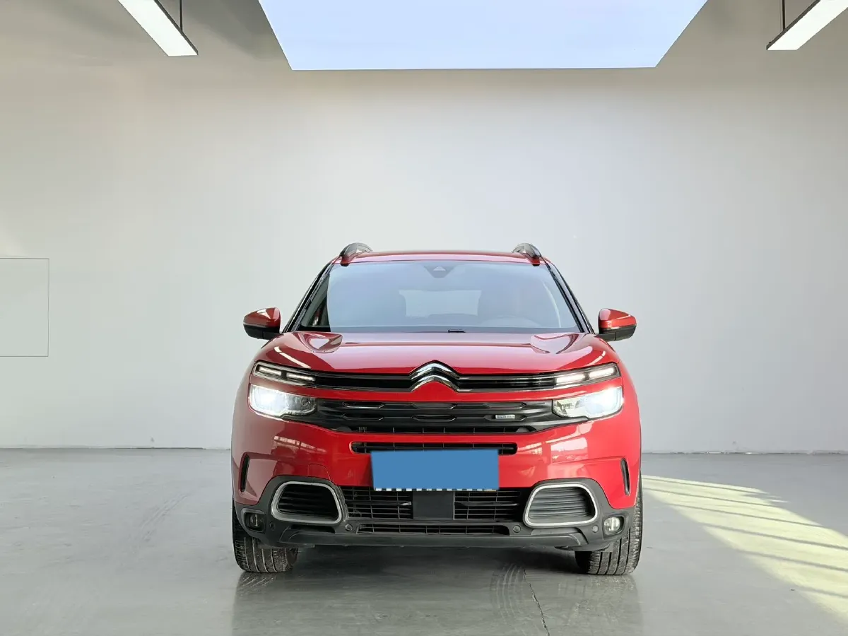2017 Citroen C5 Aircross 1.6T 167HP L4 6AT,autocango,china used car exporter,china ev exporter,chinese used car exporter,chinese used ev exporter