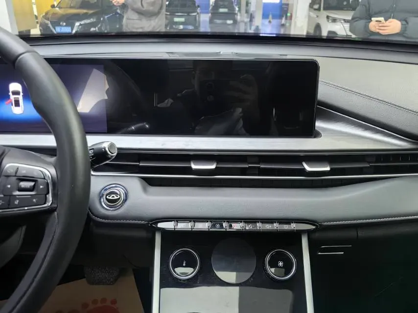 2022 Chery Tiggo 7 Plus 1.5T 156HP L4 CVT,autocango,china used car exporter,china ev exporter,chinese used car exporter,chinese used ev exporter