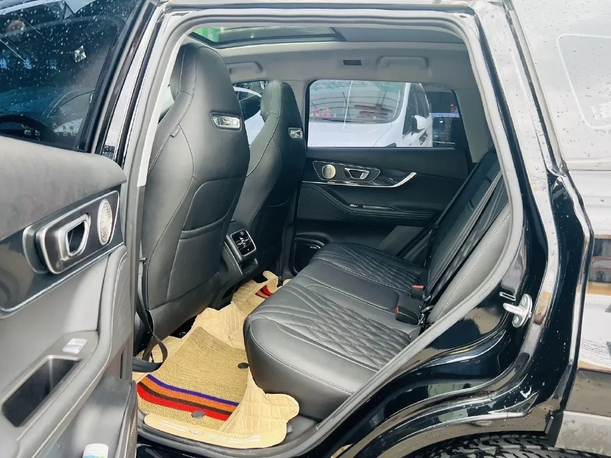 2023 Chery Tiggo 7 Plus 1.5T 156HP L4 CVT,autocango,china used car exporter,china ev exporter,chinese used car exporter,chinese used ev exporter