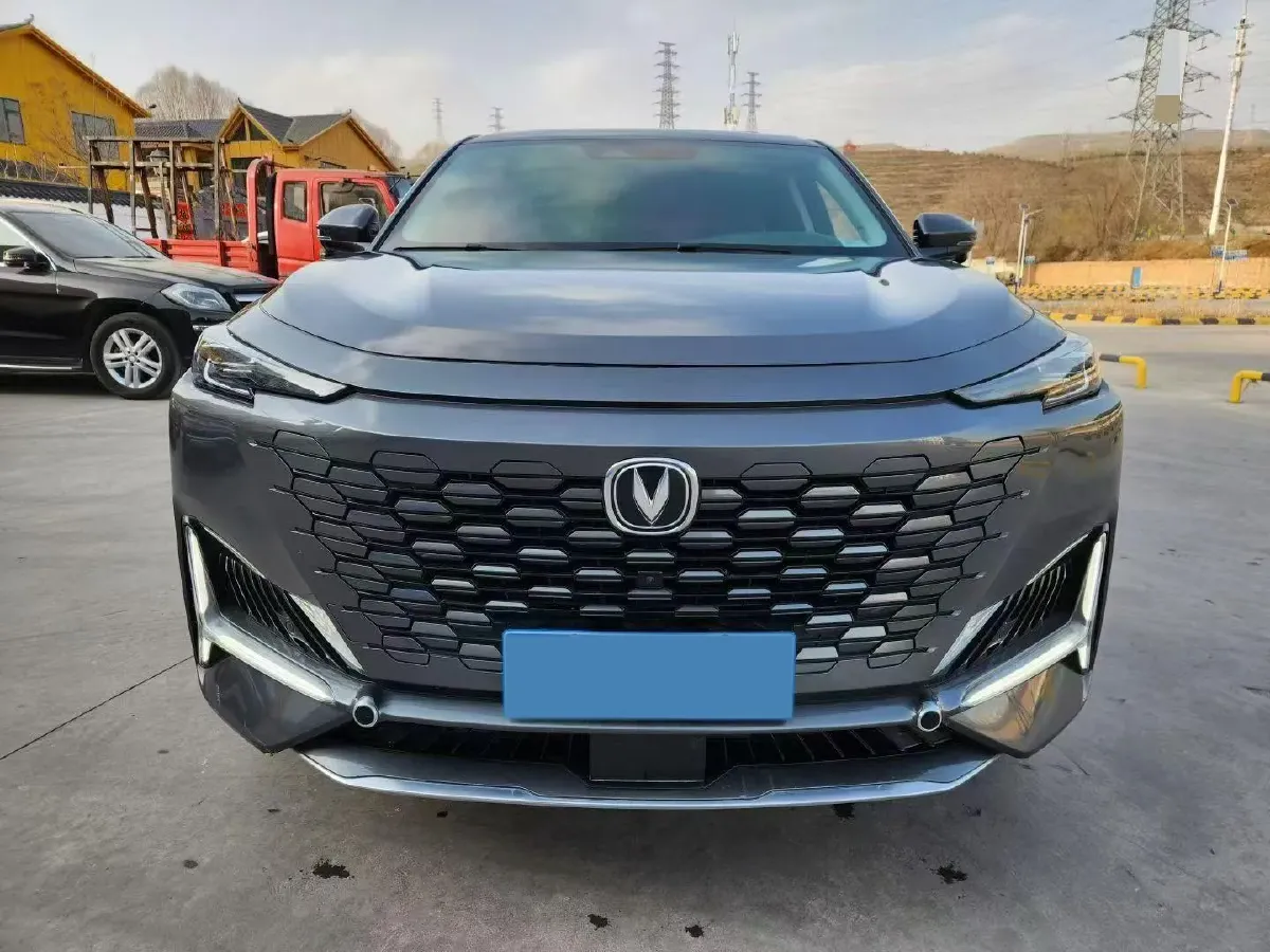 2021 ChangAn UNI-K 2.0T 233HP L4 8AT,autocango,china used car exporter,china ev exporter,chinese used car exporter,chinese used ev exporter