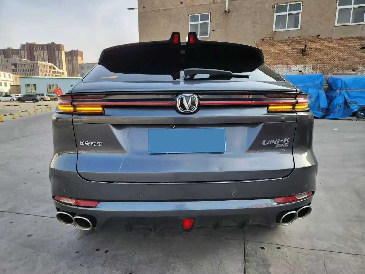 2021 ChangAn UNI-K 2.0T 233HP L4 8AT,autocango,china used car exporter,china ev exporter,chinese used car exporter,chinese used ev exporter