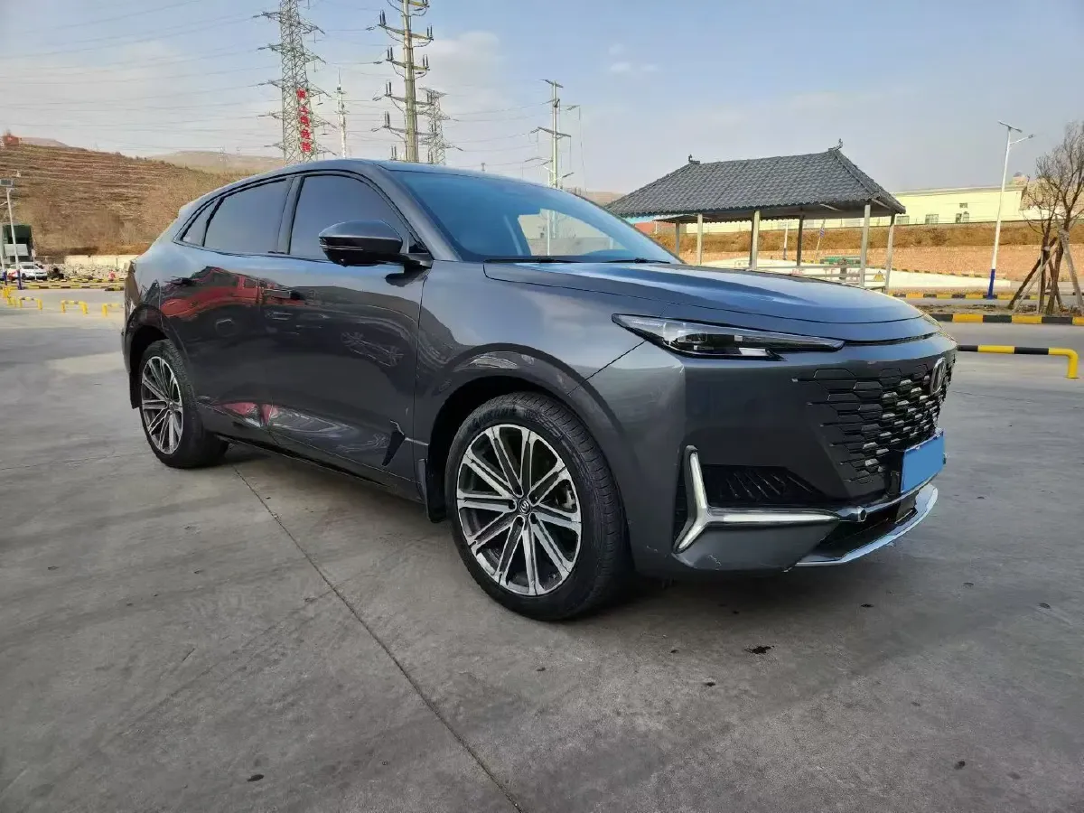 2021 ChangAn UNI-K 2.0T 233HP L4 8AT,autocango,china used car exporter,china ev exporter,chinese used car exporter,chinese used ev exporter