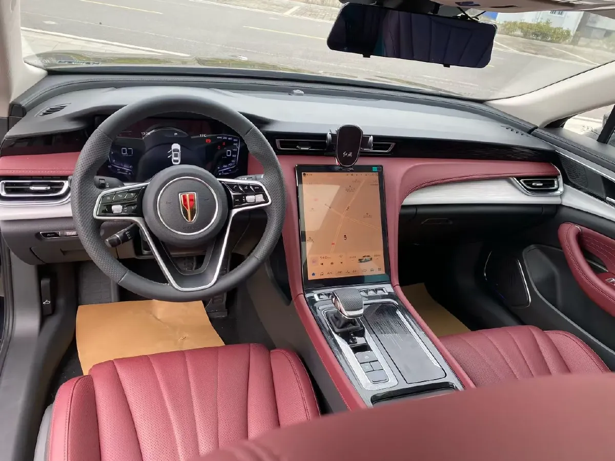 2024 HongQi H5 1.5T 169HP L4 7DCT,autocango,china used car exporter,china ev exporter,chinese used car exporter,chinese used ev exporter