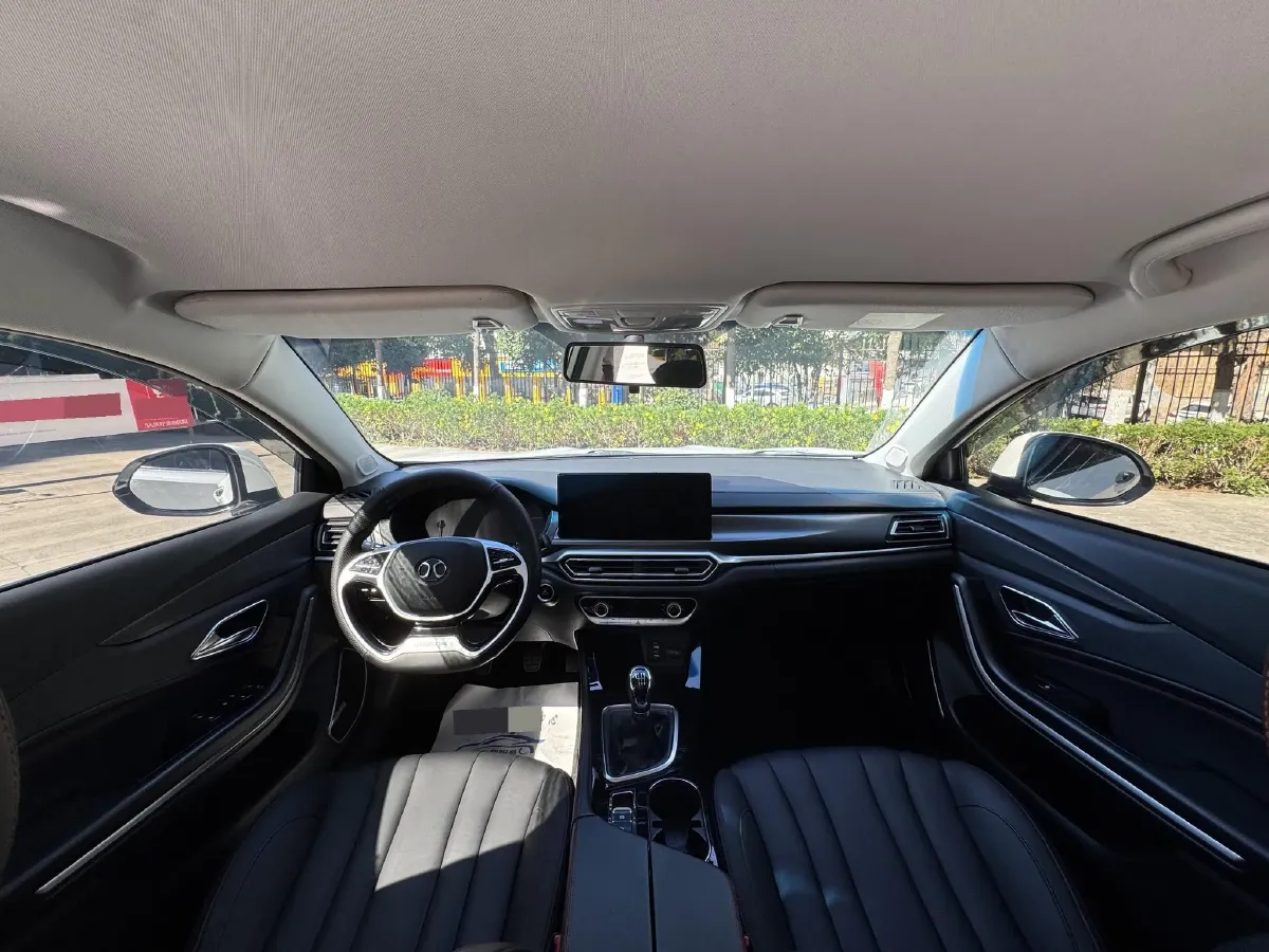 2019 BeiJing Auto U7 1.5T 150HP L4 6MT,autocango,china used car exporter,china ev exporter,chinese used car exporter,chinese used ev exporter