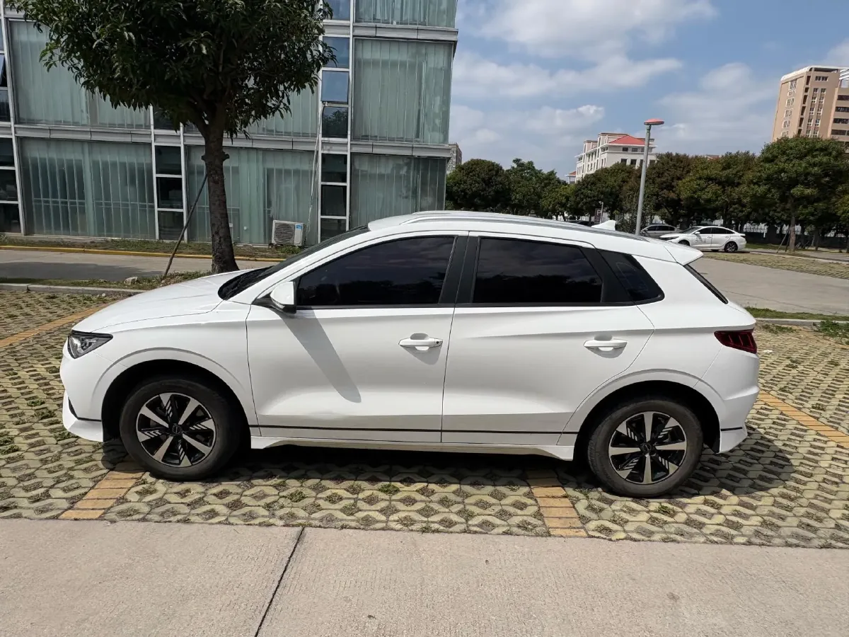 2023 BYD e2 BEV 43.2KWH,autocango,china used car exporter,china ev exporter,chinese used car exporter,chinese used ev exporter