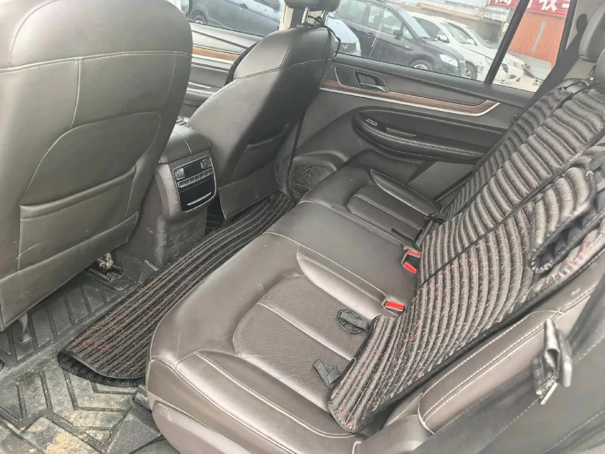 2019 Roewe RX8 2.0T 222HP L4 6AT,autocango,china used car exporter,china ev exporter,chinese used car exporter,chinese used ev exporter