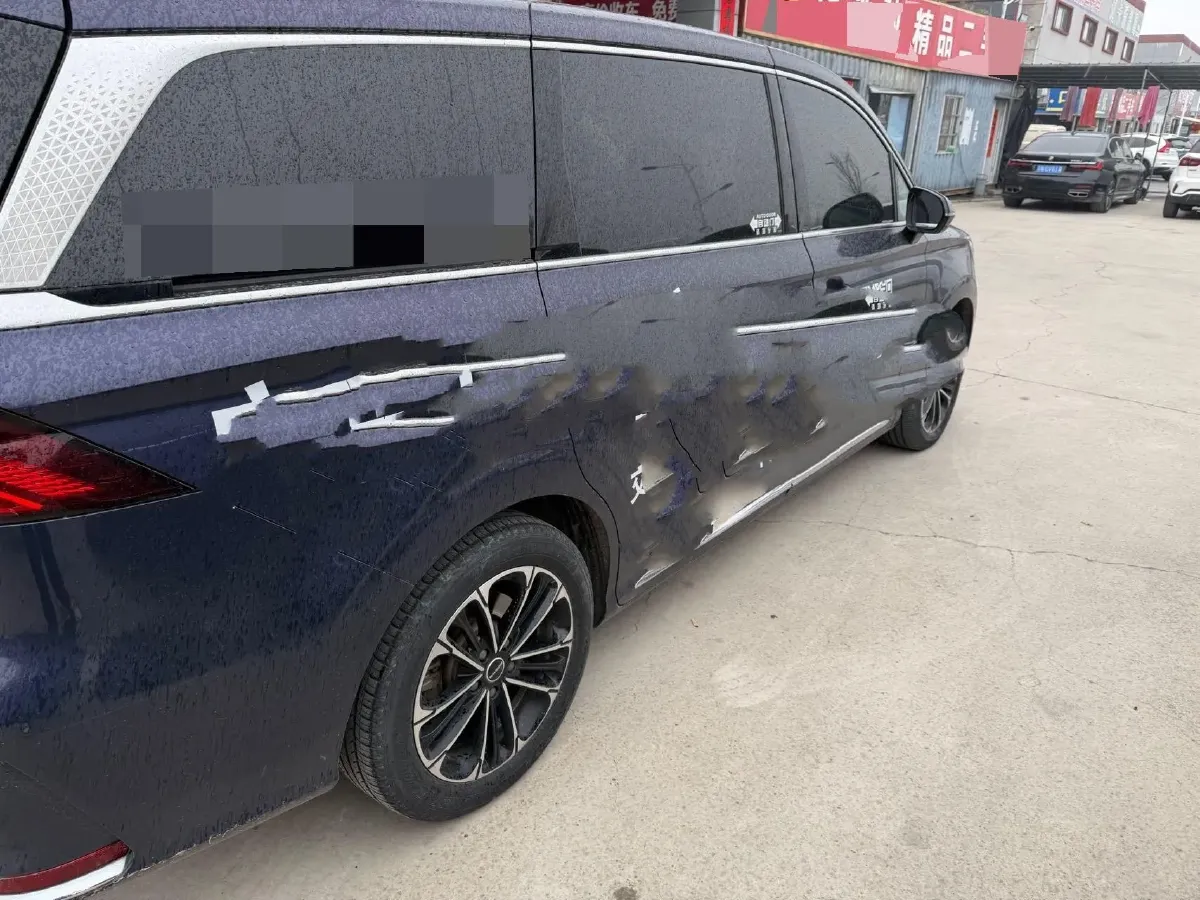 2022 Roewe iMAX8 2.0T 234HP L4 8AT,autocango,china used car exporter,china ev exporter,chinese used car exporter,chinese used ev exporter