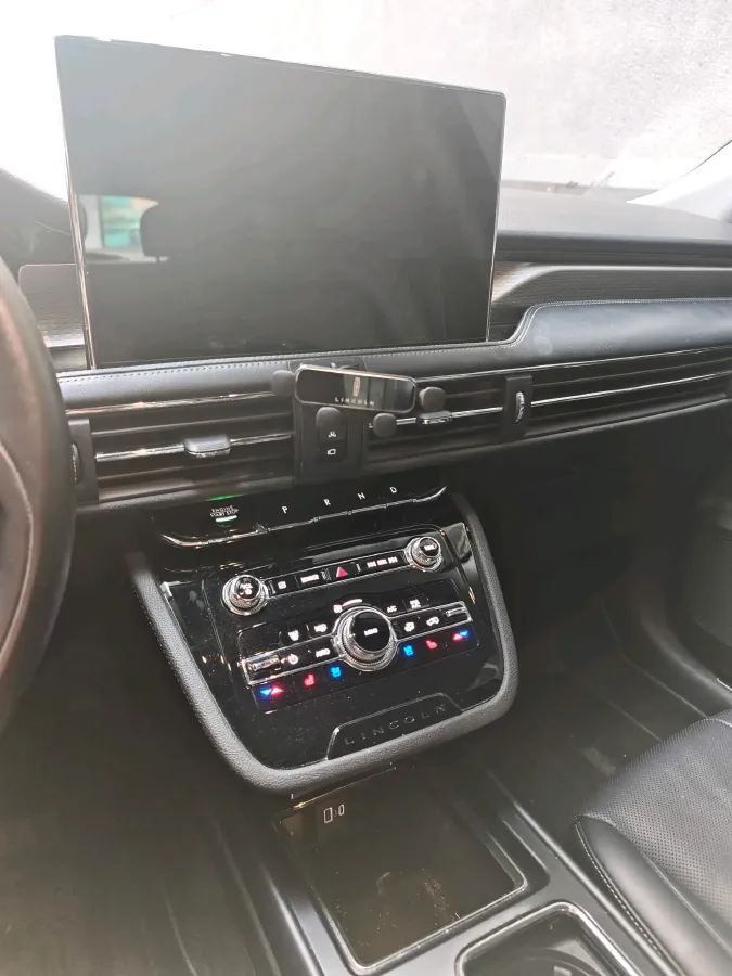 2022 Lincoln Corsair 2.0T 245HP L4 8AT,autocango,china used car exporter,china ev exporter,chinese used car exporter,chinese used ev exporter