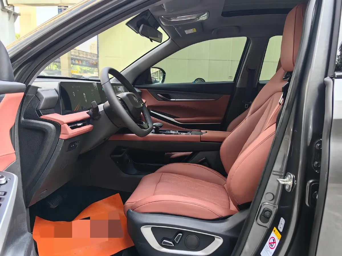 2025 ChangAn CS75 Plus 1.5T 188HP L4 8AT,autocango,china used car exporter,china ev exporter,chinese used car exporter,chinese used ev exporter