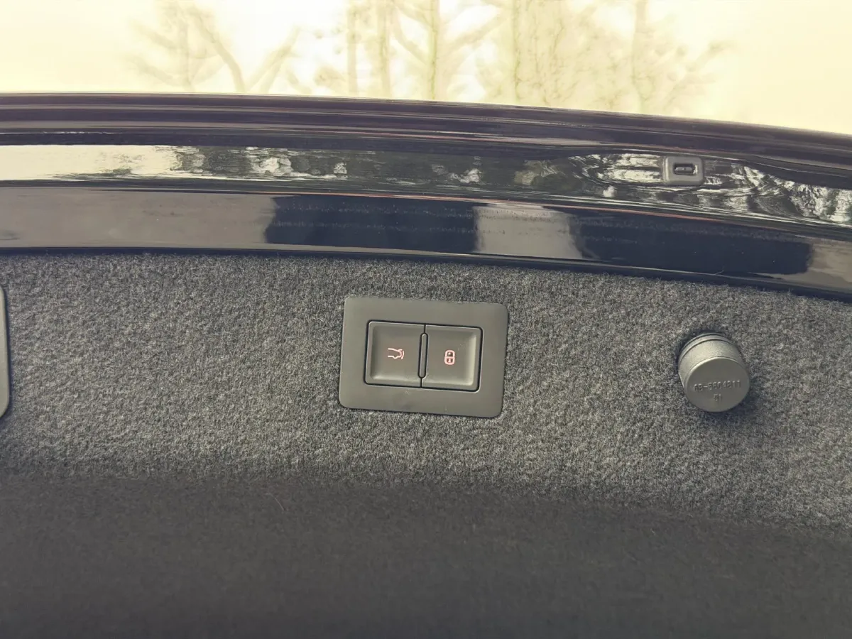 2023 BYD Han 1.5T 139HP L4 E-CVT PHEV 18.316KWH,autocango,china used car exporter,china ev exporter,chinese used car exporter,chinese used ev exporter